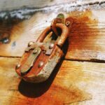 rimuovere-la-ruggine-in-modo-naturale:-rimedi-efficaci,-esempi-pratici-e-tempi-di-azione