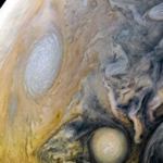 giove-rimpicciolisce-(di-poco):-la-nuova-misura-dalla-missione-juno