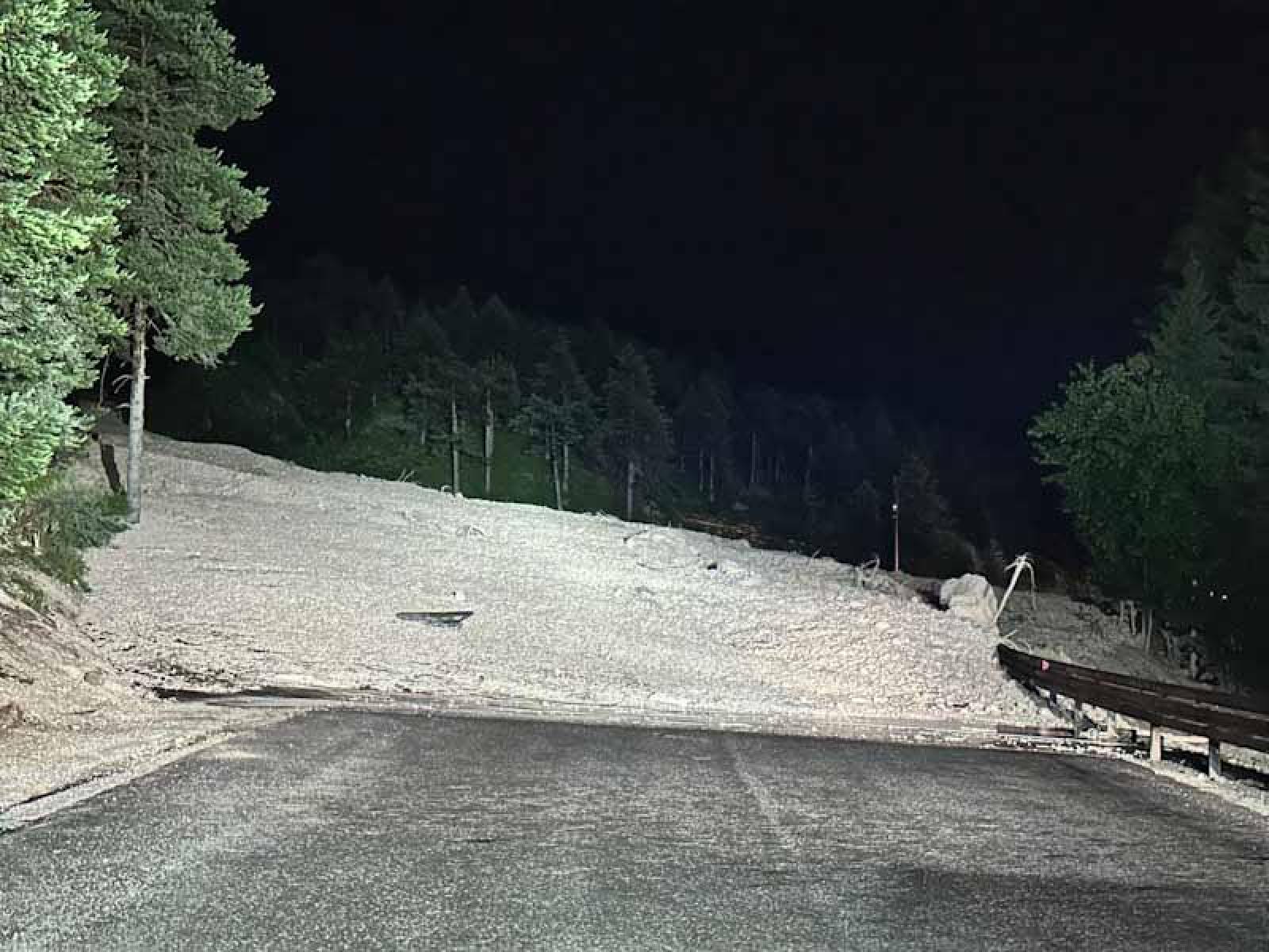 l’impatto-di-una-colata-detritica,-istante-per-istante